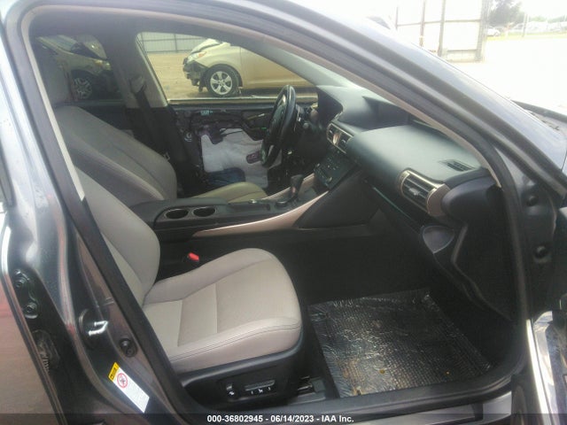 JTHBA1D27G5009636 Lexus IS 200T