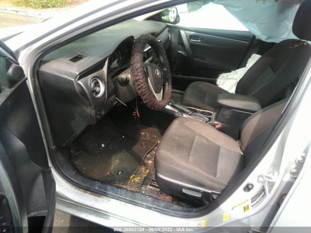 2T1BURHE6KC136501 Toyota COROLLA LE
