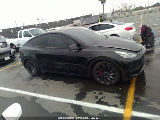 5YJYGDEF9MF092882 Tesla Model Y Performance