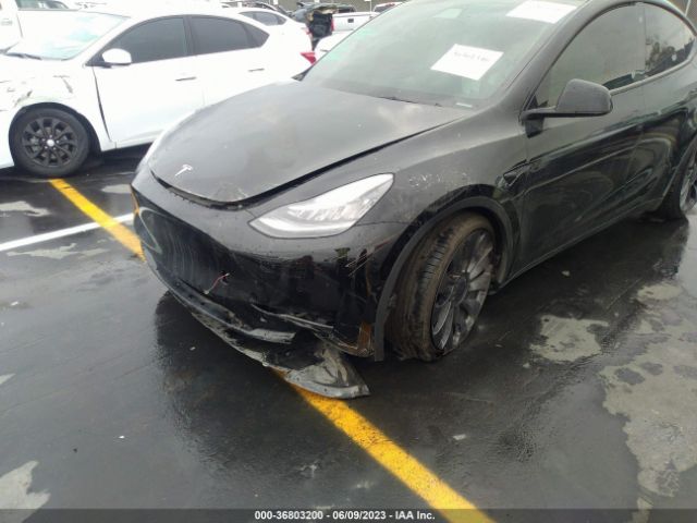 5YJYGDEF9MF092882 Tesla Model Y Performance