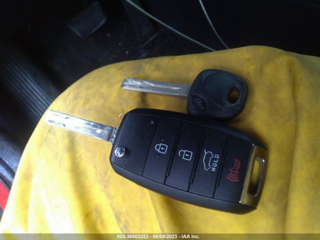 KNDJP3A5XG7873834 KIA SOUL +