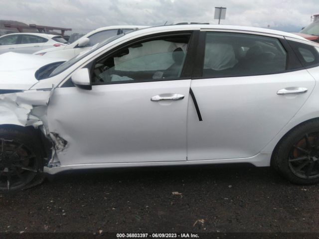 5XXGW4L29GG038045 KIA Optima Sx Turbo