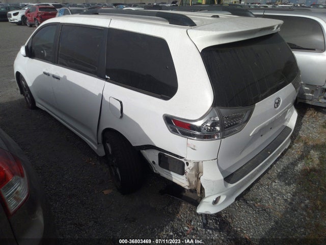 Toyota SIENNA SE 2017 5TDXZ3DC1HS868141 Image 4