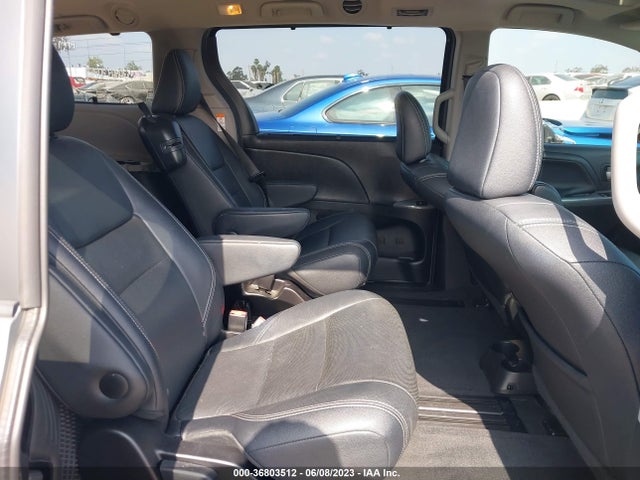 2015 TOYOTA SIENNA SE VIN: 5TDXK3DC6FS530851