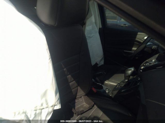 1FMCU9J94GUB39386 Ford Escape Titanium