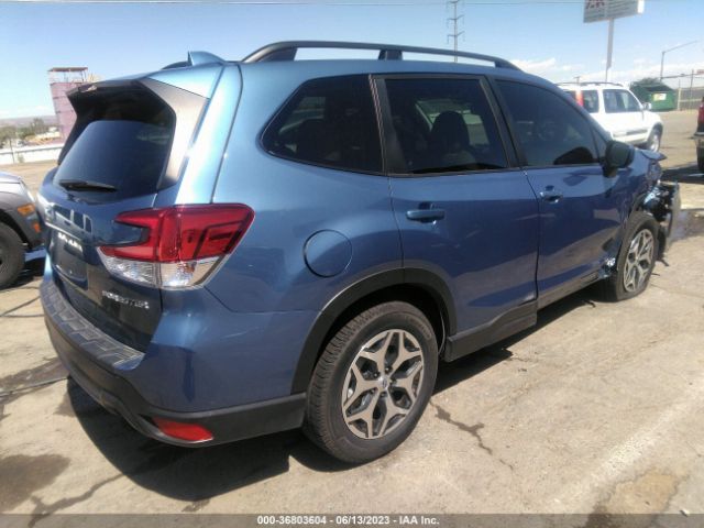 JF2SKAJC4LH608032 Subaru Forester Premium