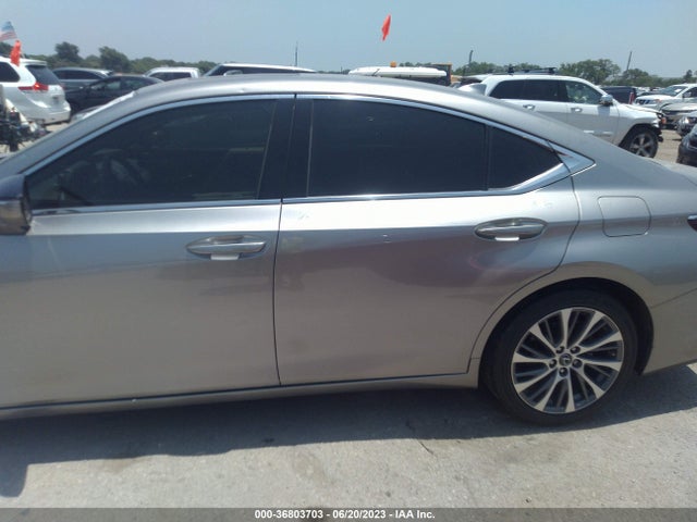 58ABZ1B1XKU032612 Lexus ES