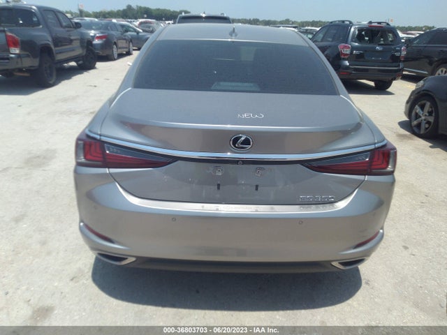 58ABZ1B1XKU032612 Lexus ES