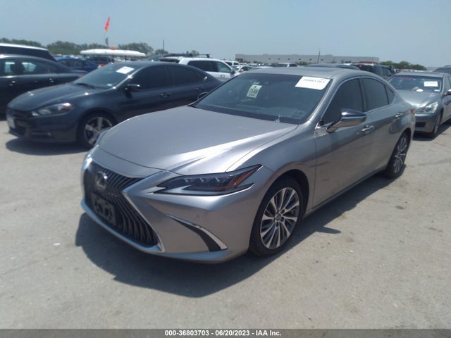 58ABZ1B1XKU032612 Lexus ES