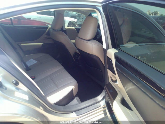 58ABZ1B1XKU032612 Lexus ES
