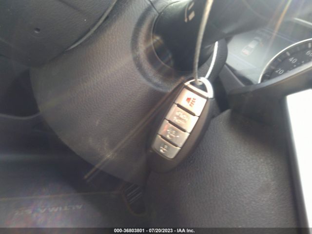 1N4AL4CV5LC188453 Nissan Altima 2.0 Sr