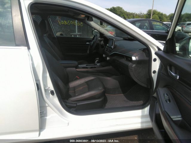 1N4AL4CV5LC188453 Nissan Altima 2.0 Sr