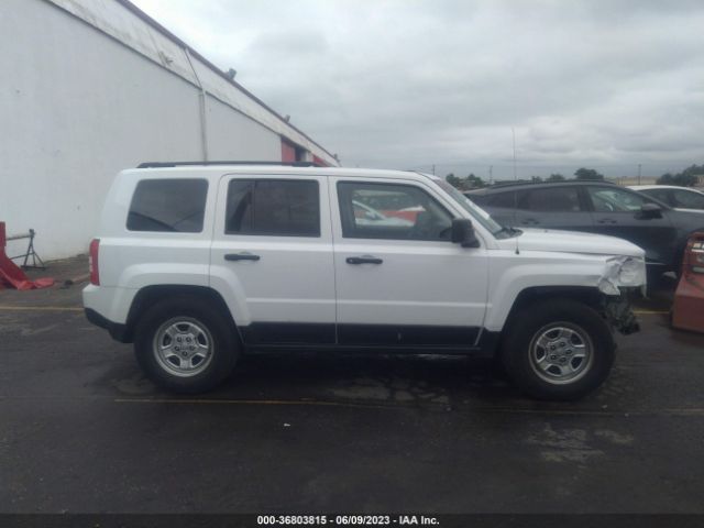 1C4NJRBB2GD508642 Jeep Patriot Sport