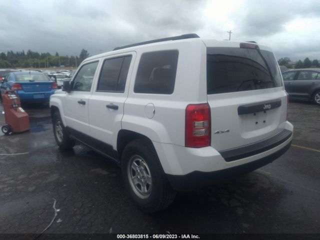 1C4NJRBB2GD508642 Jeep Patriot Sport