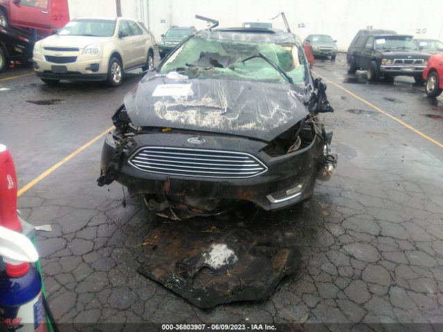 1FADP3N26JL261809 Ford Focus Titanium