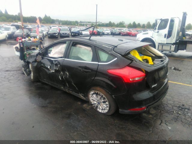 1FADP3N26JL261809 Ford Focus Titanium