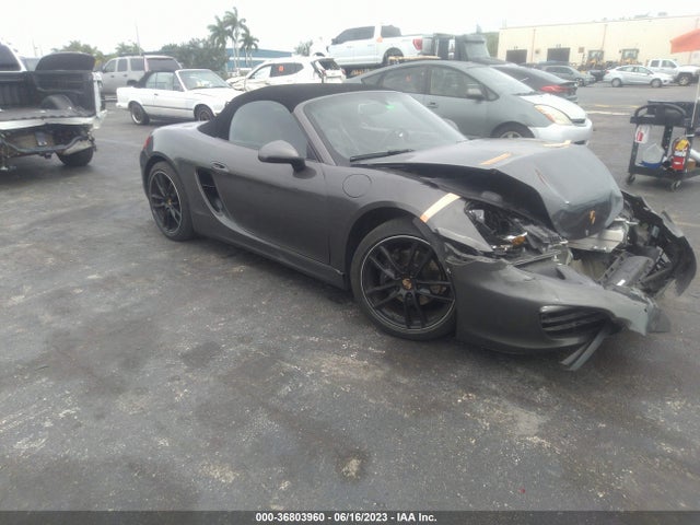 2016 Porsche Boxster, VIN: WP0CA2A83GS120514