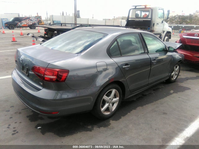3VW267AJ4GM242558 Volkswagen Jetta Sedan 1.4t S
