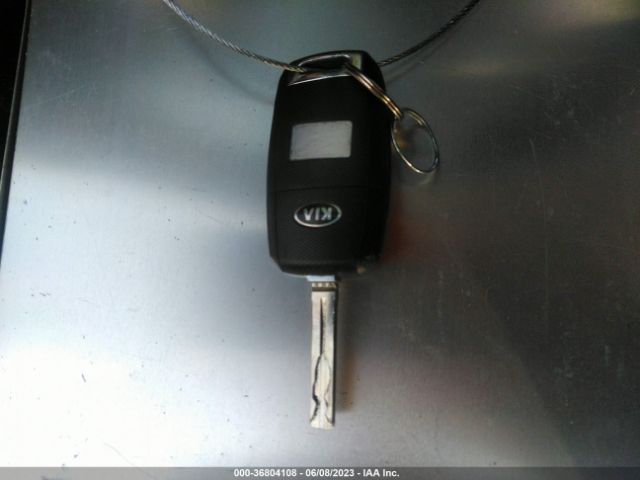 KNDJN2A26G7863632 KIA Soul Base