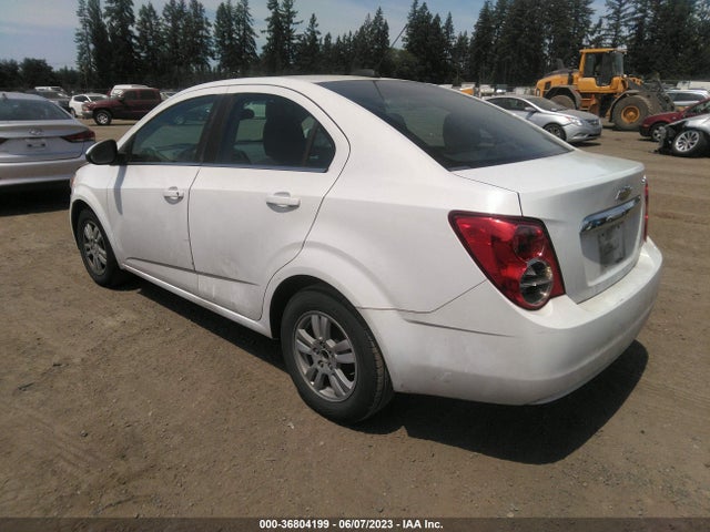 Chevrolet SONIC LT 2015 1G1JC5SH8F4107125 Image 4