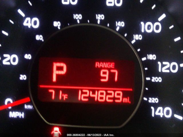 KNDJP3A58H7424069 KIA SOUL +