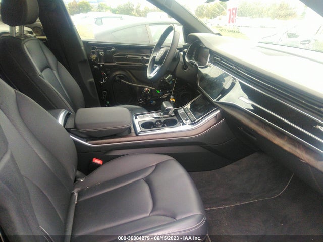 WA1EVAF13KD047039 Audi Q8 Premium Plus