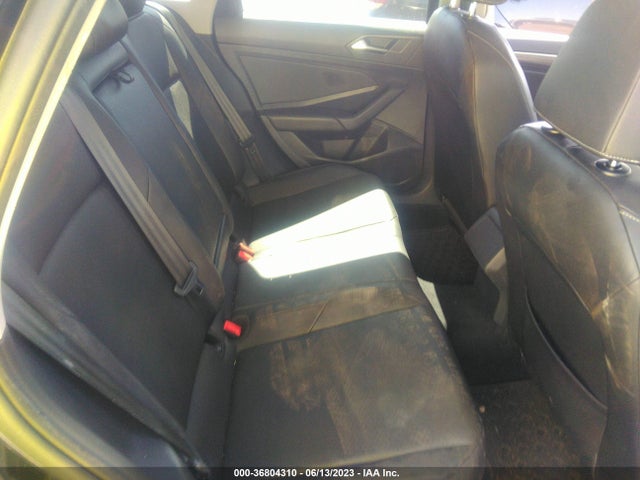 3VWE57BU1KM254569 Volkswagen JETTA SEL