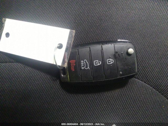 KNDJP3A56J7899807 KIA SOUL +