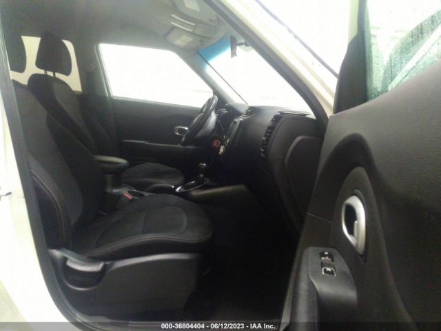KNDJP3A56J7899807 KIA SOUL +
