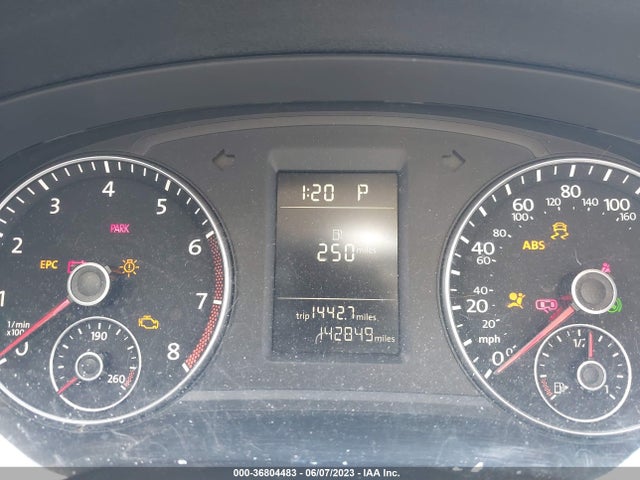 1VWAT7A37EC095446 Volkswagen Passat Wolfsburg Ed