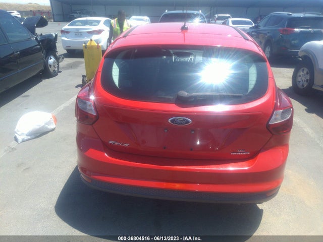 Ford FOCUS SE 2014 1FADP3K28EL139690 Image 16