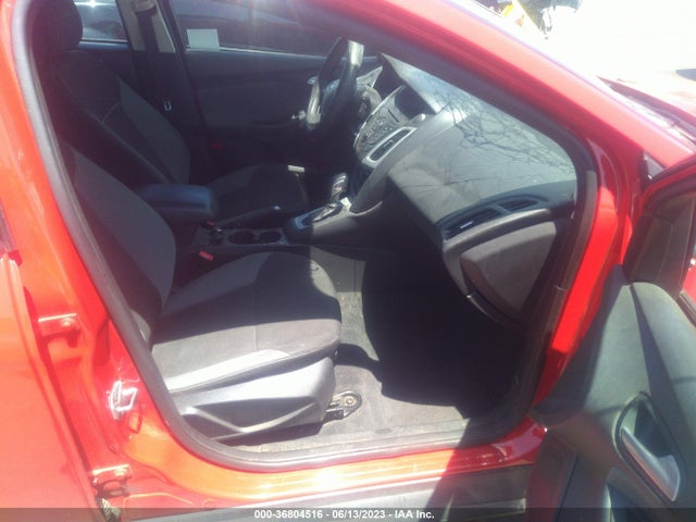 Ford FOCUS SE 2014 1FADP3K28EL139690 Image 5