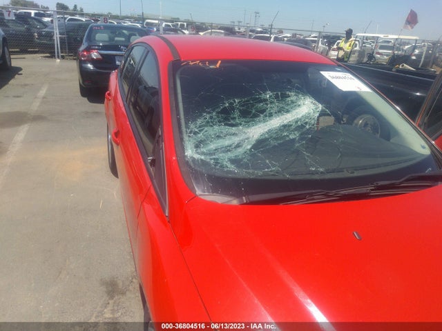 Ford FOCUS SE 2014 1FADP3K28EL139690 Image 6