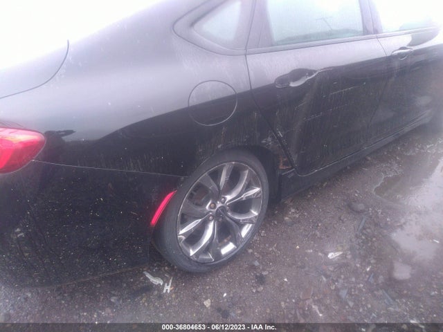 1C3CCCDG3FN543629 Chrysler 200 S