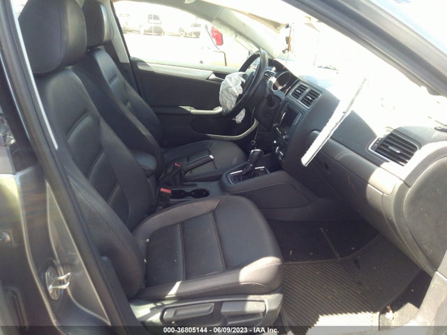 3VWDB7AJ1HM269643 Volkswagen Jetta 1.4t Se