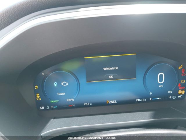 1FMCU0JZXPUA39093 Ford Escape Platinum