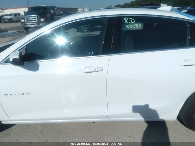 Chevrolet MALIBU LT 2023 1G1ZD5ST2PF212477 Image 15