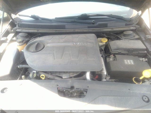 Chrysler 200 C 2015 1C3CCCCG2FN694074 Image 10