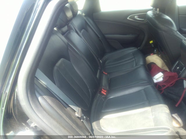 Chrysler 200 C 2015 1C3CCCCG2FN694074 Image 8