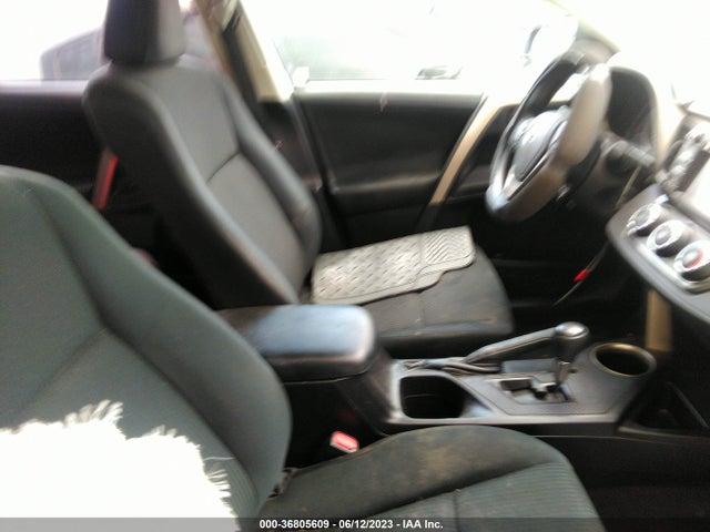 2015 TOYOTA RAV4 LE VIN: 2T3BFREV1FW315670
