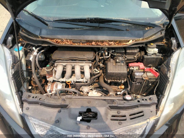 2013 HONDA FIT VIN: JHMGE8H39DC039766