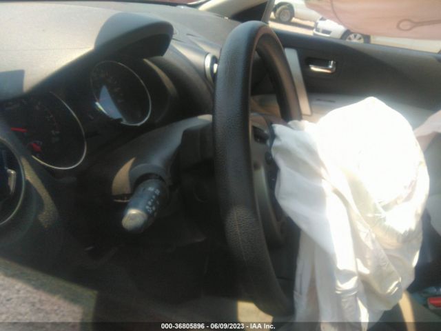 JN8AS5MT9EW105032 Nissan Rogue Select S