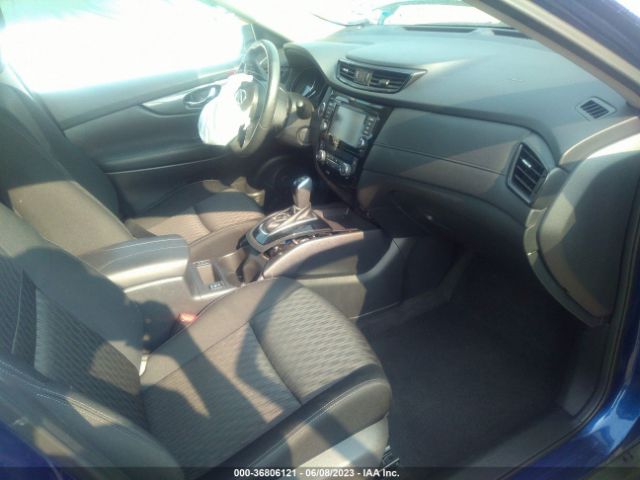 KNMAT2MTXJP512563 Nissan ROGUE SV