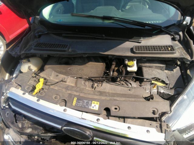 1FMCU9HD4JUA47194 Ford ESCAPE SEL