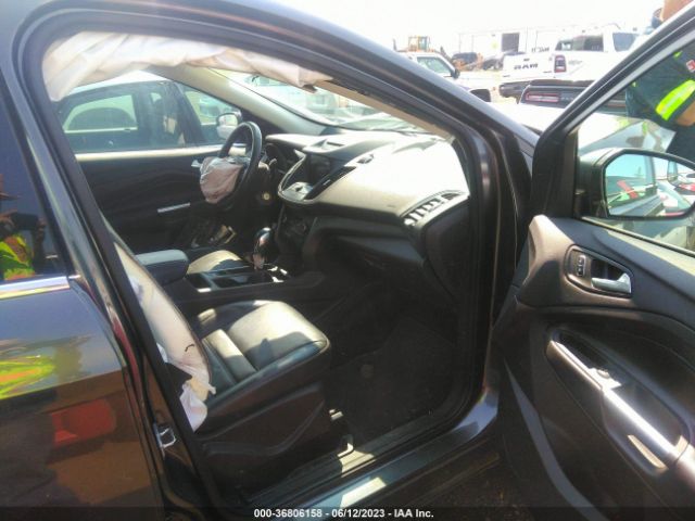 1FMCU9HD4JUA47194 Ford ESCAPE SEL