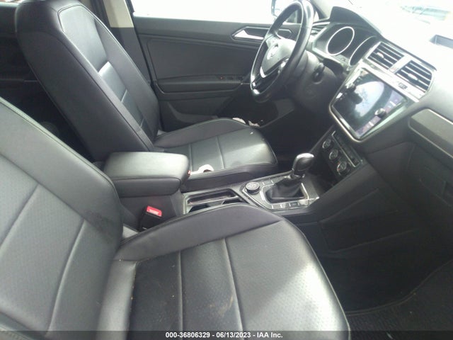 3VV2B7AX4JM166173 Volkswagen TIGUAN SE