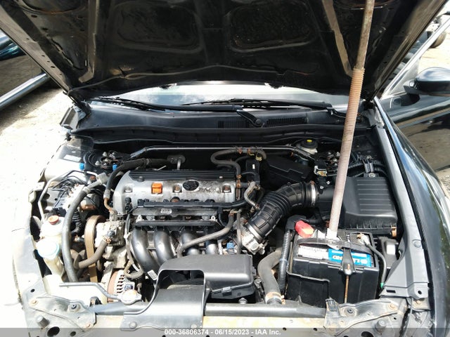 2010 HONDA ACCORD SDN EX-L VIN: 1HGCP2F81AA099572