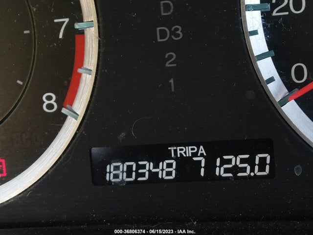 2010 HONDA ACCORD SDN EX-L VIN: 1HGCP2F81AA099572