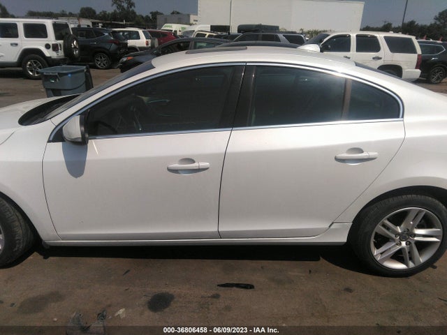 2015 VOLVO S60 T5 DRIVE-E PREMIER VIN: YV140MFB8F1308922
