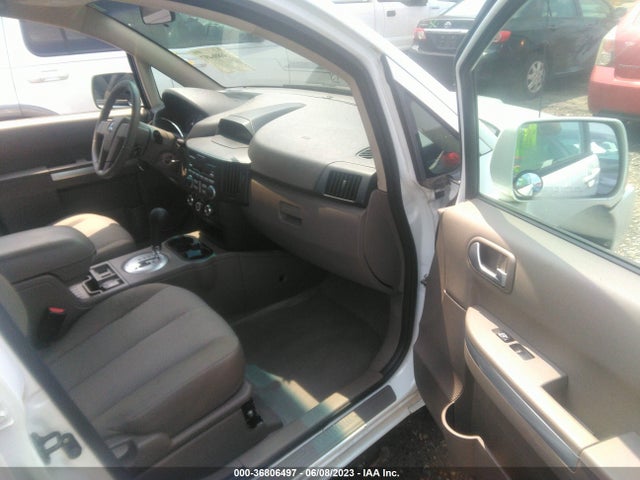2011 MITSUBISHI ENDEAVOR LS VIN: 4A4JM2AS2BE035545